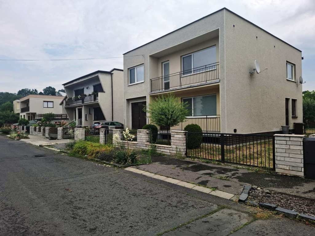 OPATOVÁ 5-i dom, 200 m2 - ÚTULNÉ BÝVANIE, súkromie a pokoj