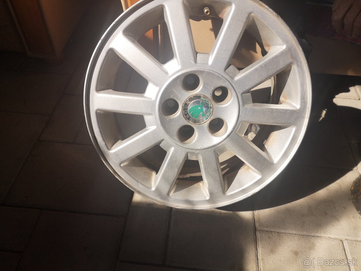 AL disky skoda Octavia