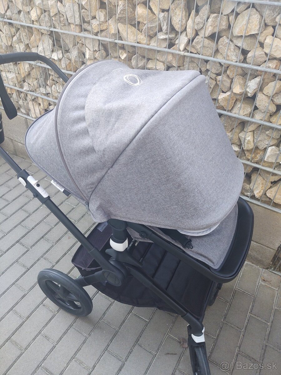 Bugaboo Fox 2 + letná strieška