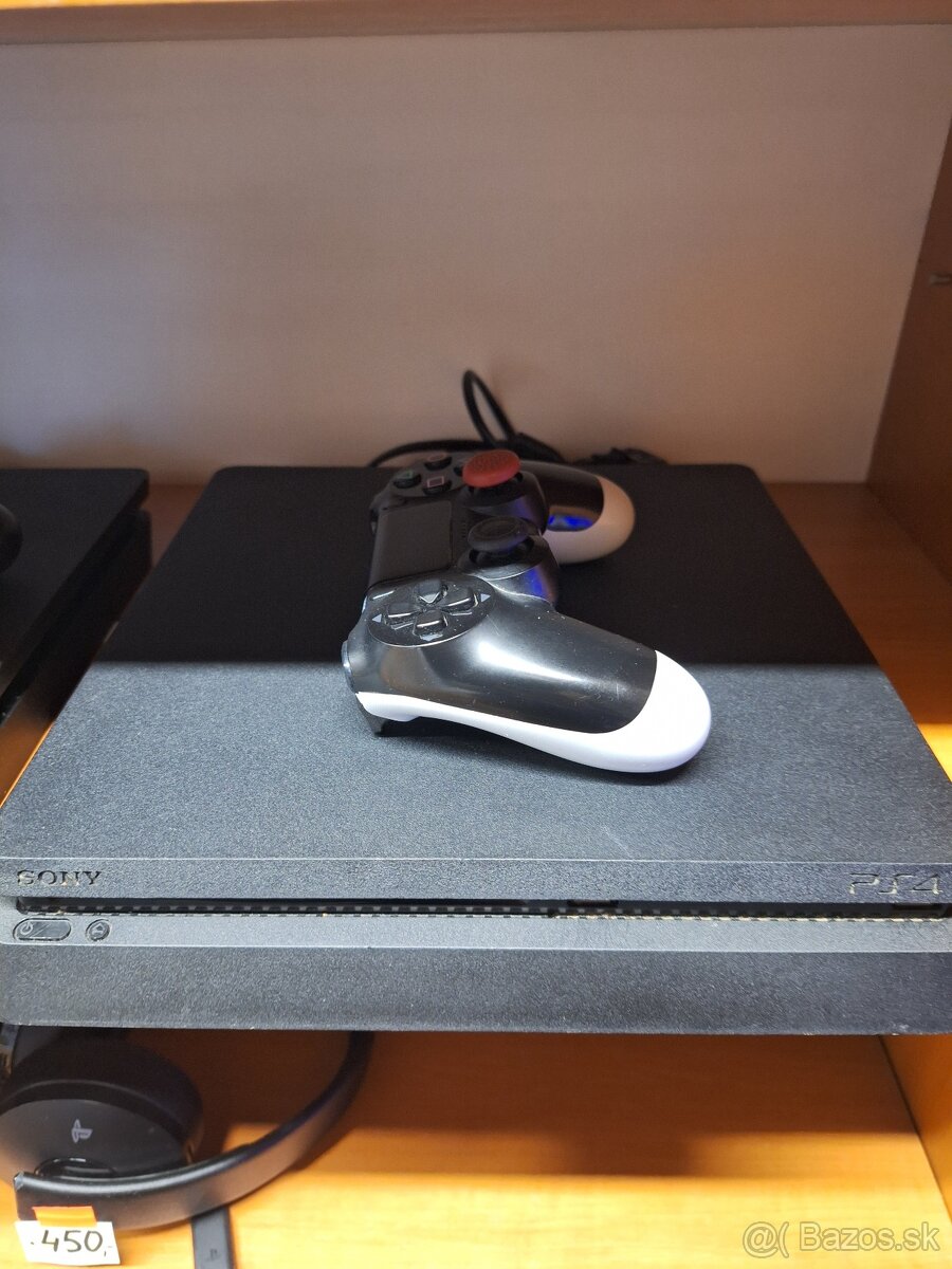 PlayStation 4 Slim 500GB, 1 x ovládač