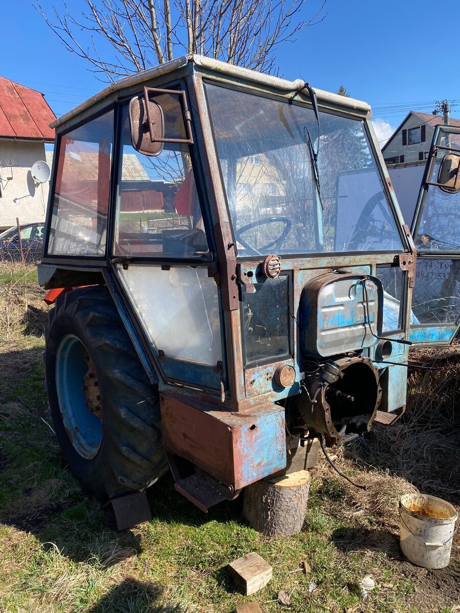 Zetor 4011 zadná čast