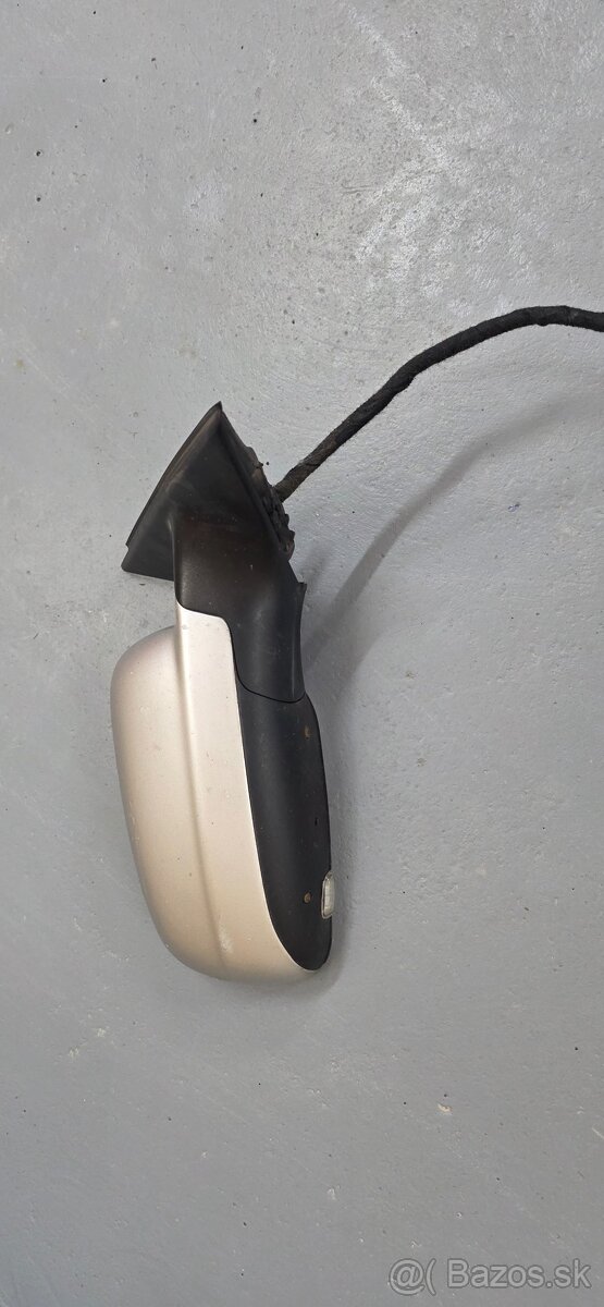 Superb 1 spätné zrkadlo