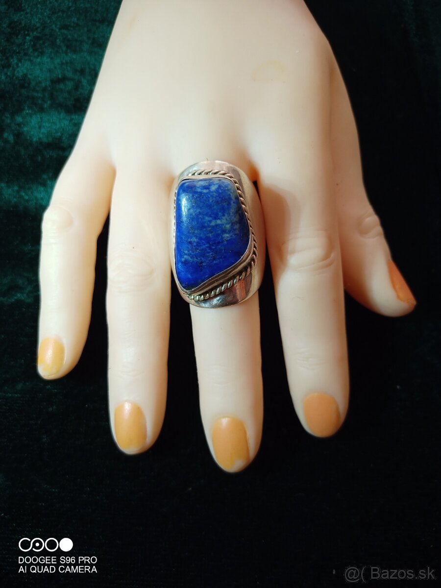 Strieborný prsteň s kameňom/Lapis/