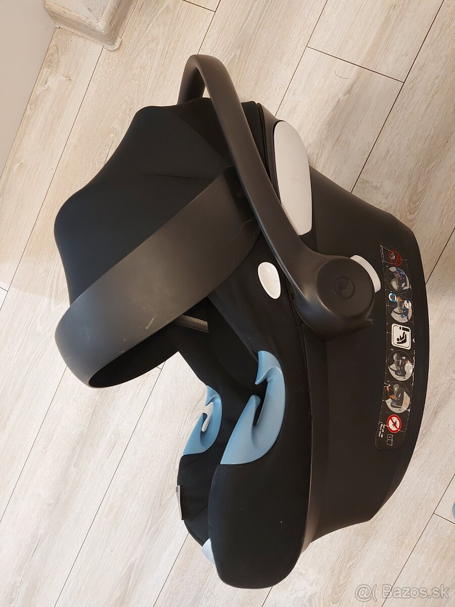 Vajíčko cybex atom M i-size