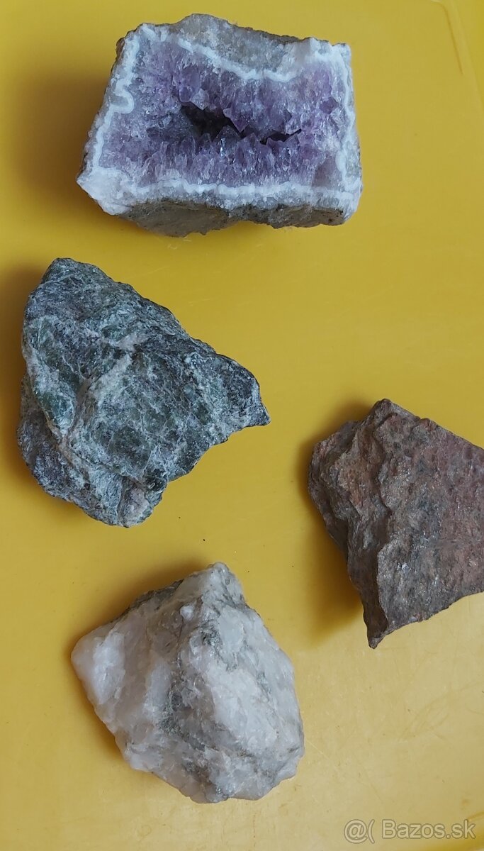 Minerálne kamene : Ametyst, Smaragd v hornine