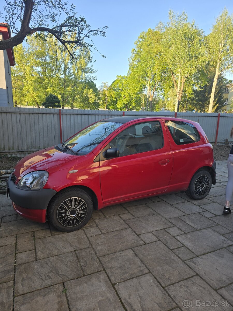 Toyota yaris 1.0