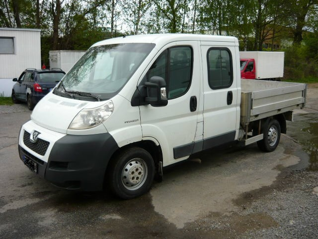 PEUGEOT BOXER 2.2 HDI 7 MÍST VALNÍK MĚCHY
