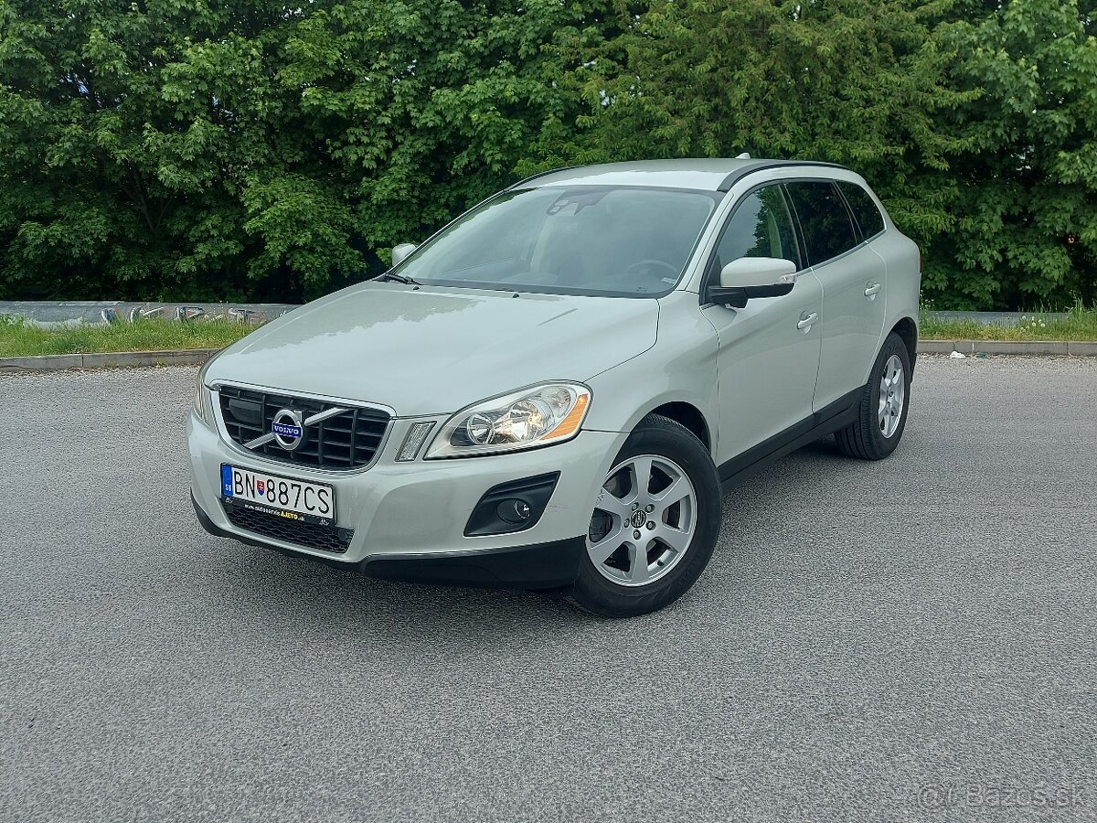 Volvo XC60 D5 AWD Momentum Geartronic