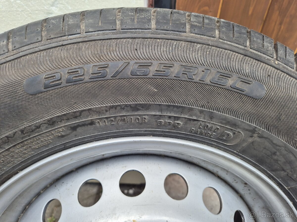 Iveco rezerva
