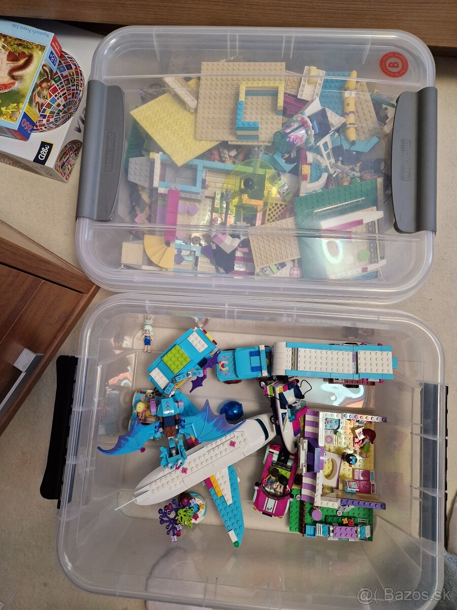 LEGO