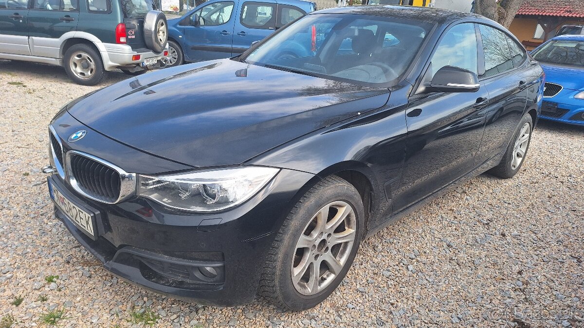 BMW 318 D SEDAN