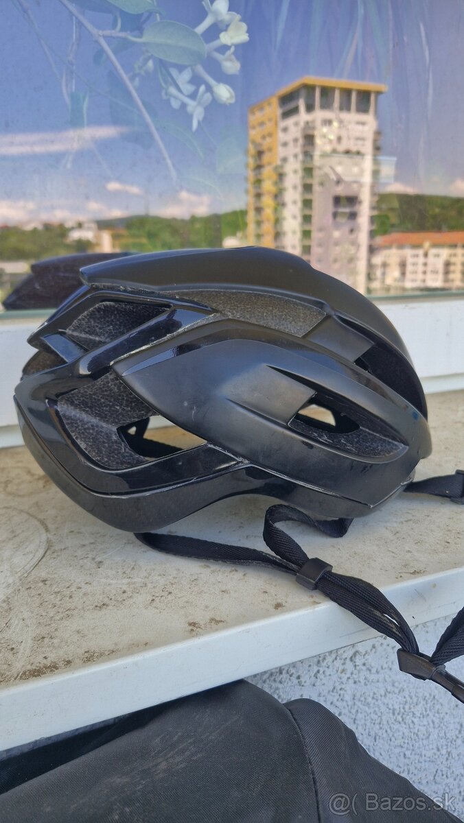 R2 Aero prilba