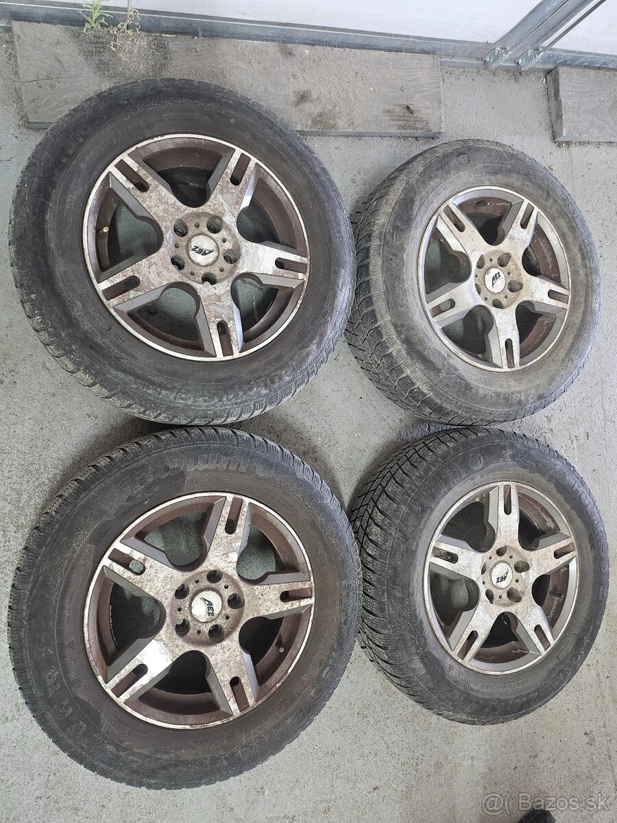 Predám elektróny 5x114.3 215/70 R16 zimne