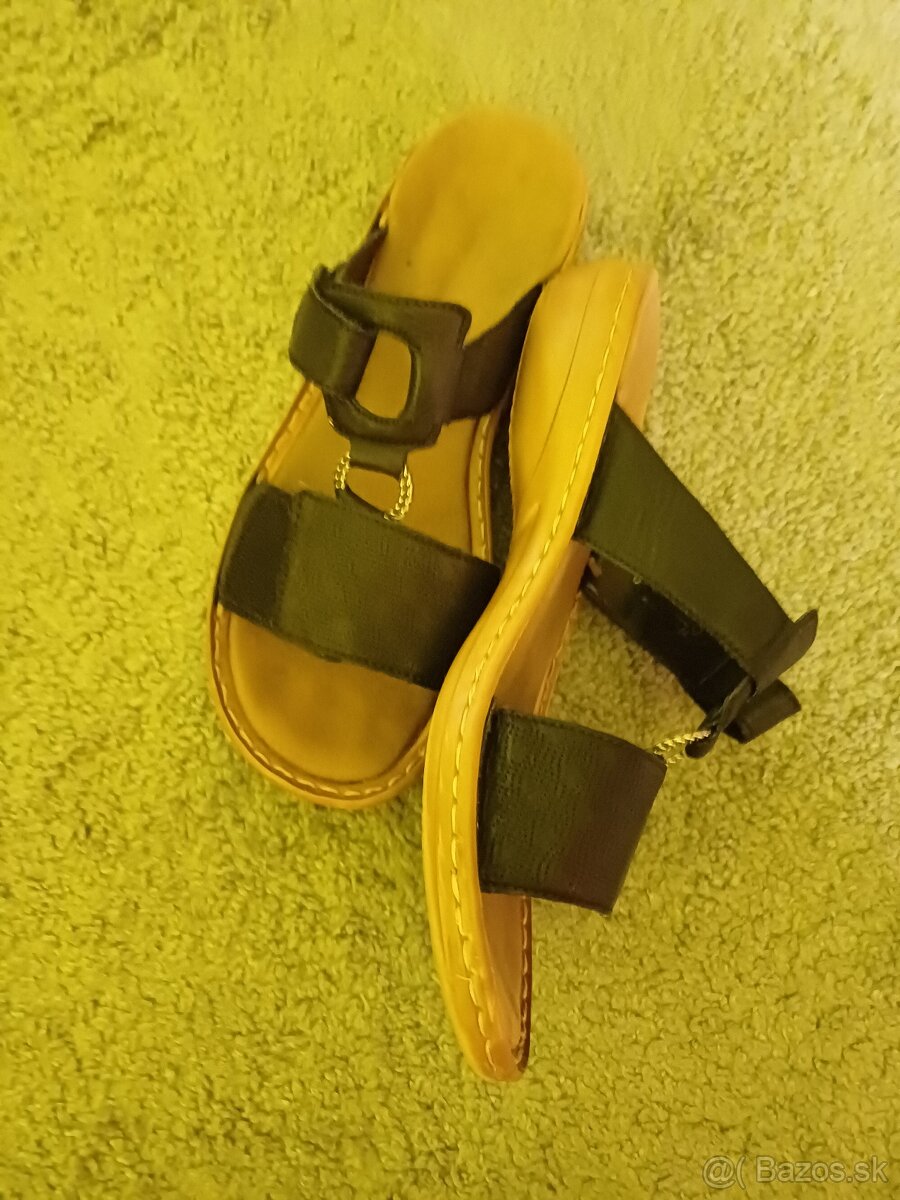 Damske čierne sandale Rieker 40
