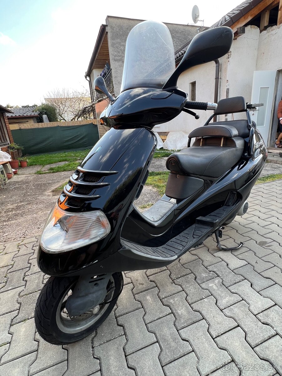 Piaggio hexagon