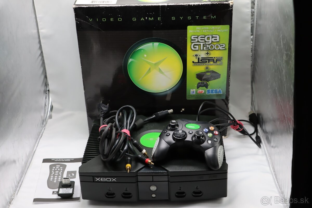 Xbox Classic – Retro konzola s krabicou a príslušenstvom