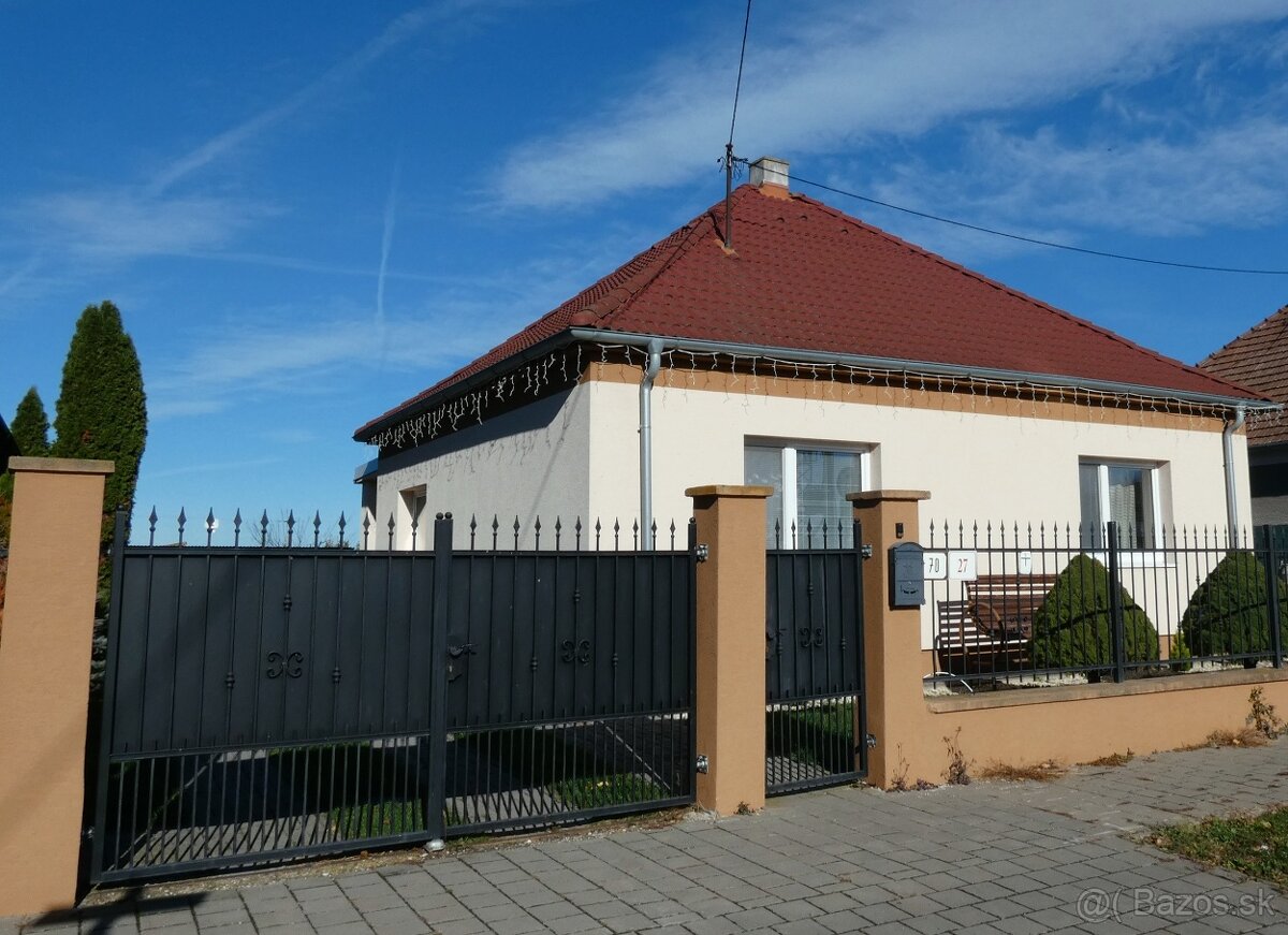 Rodinný dom vo Voderadoch