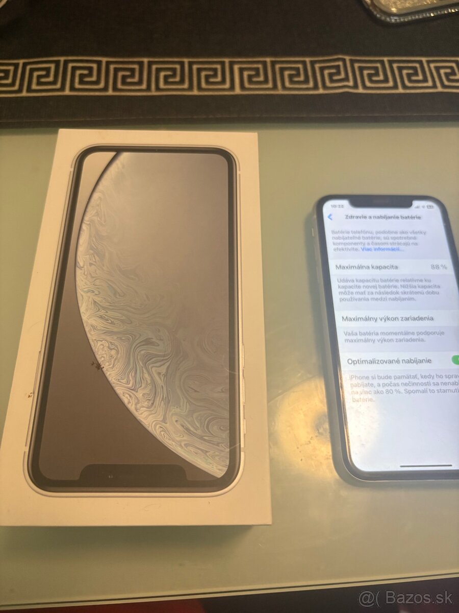 iPhone XR 64 GB