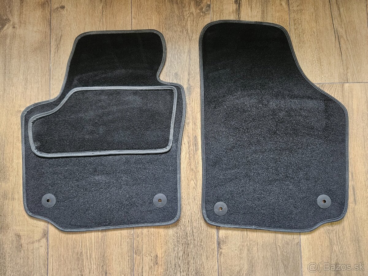 Predám tieto predné koberce na seat leop 1P