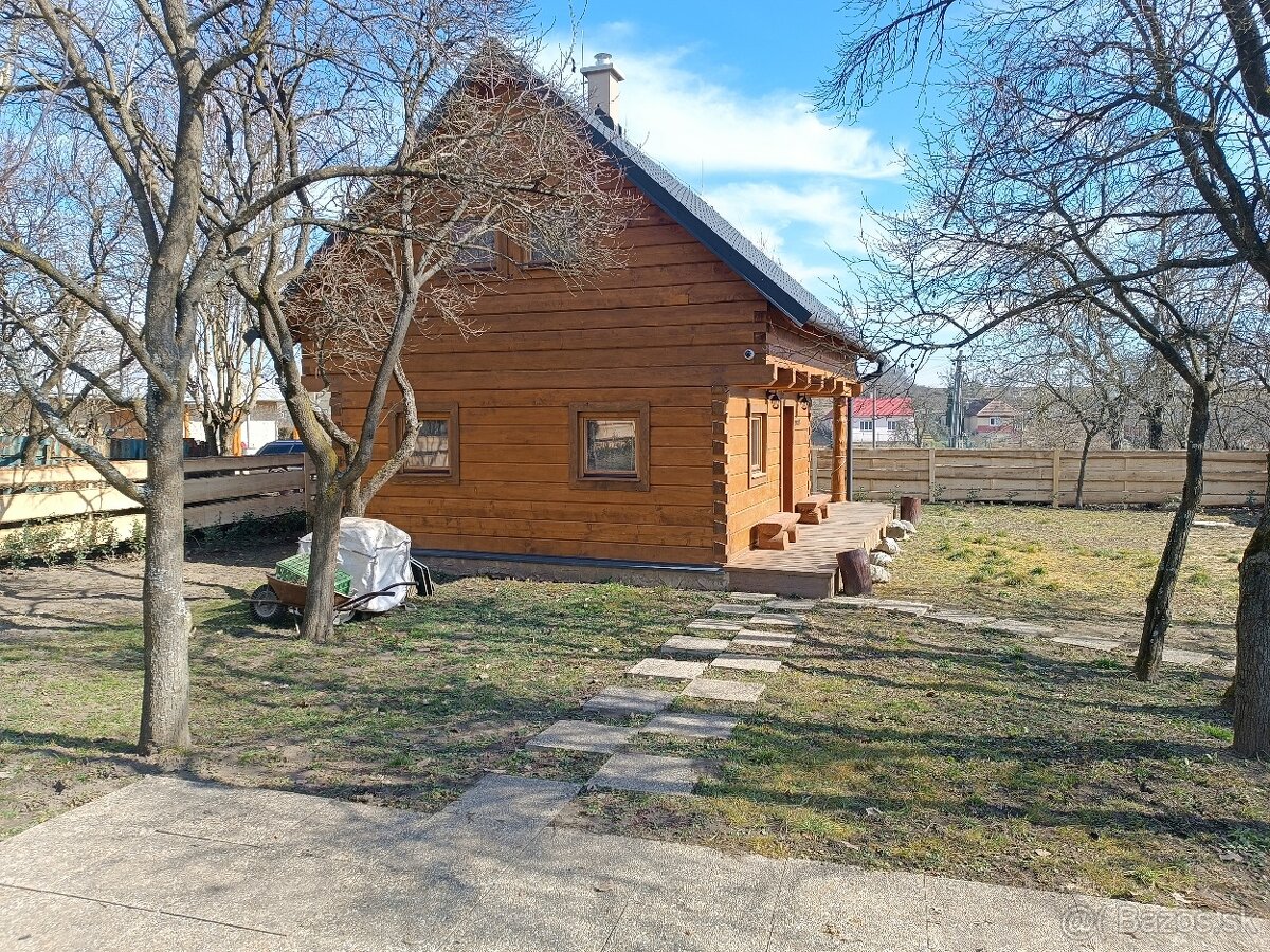 Na predaj zrubová chata, Veľké Ozorovce