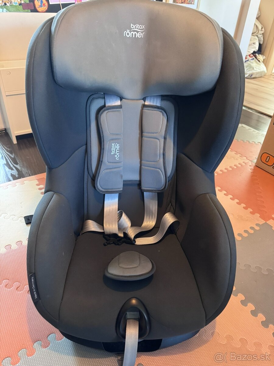 Autosedacka BRITAX RÖMER Trifix 2 i-Size