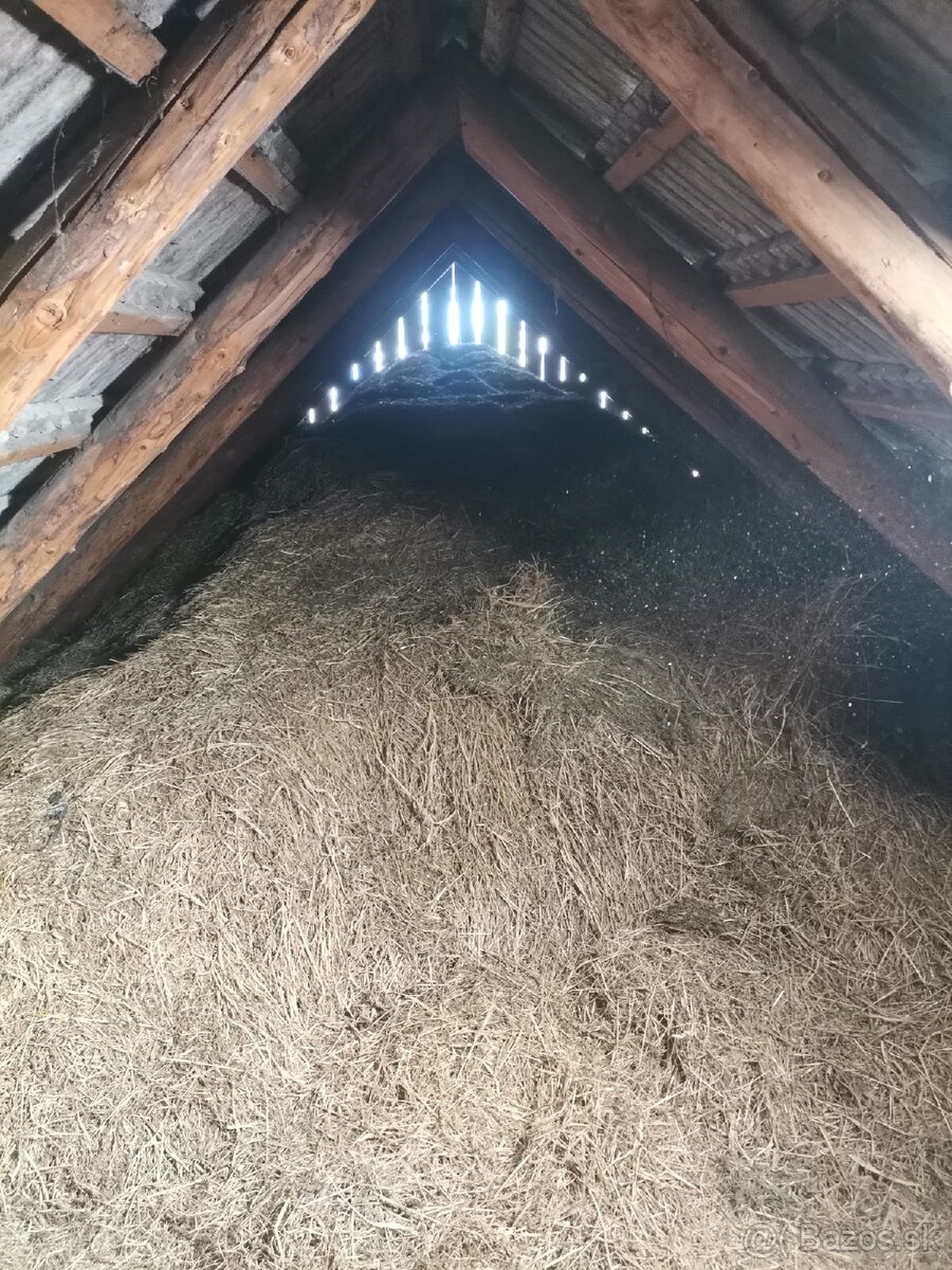 Darujem staršie seno
