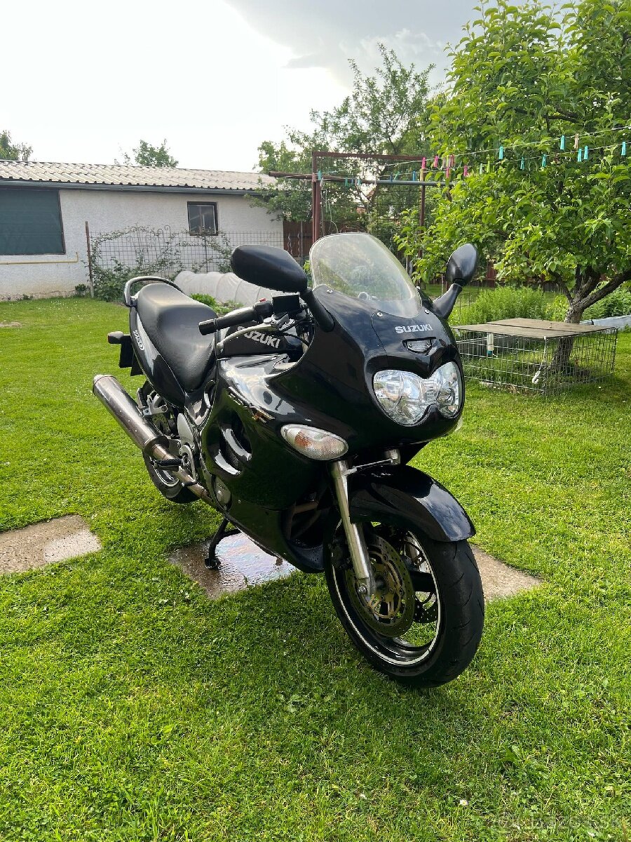 Suzuki gsxf 750