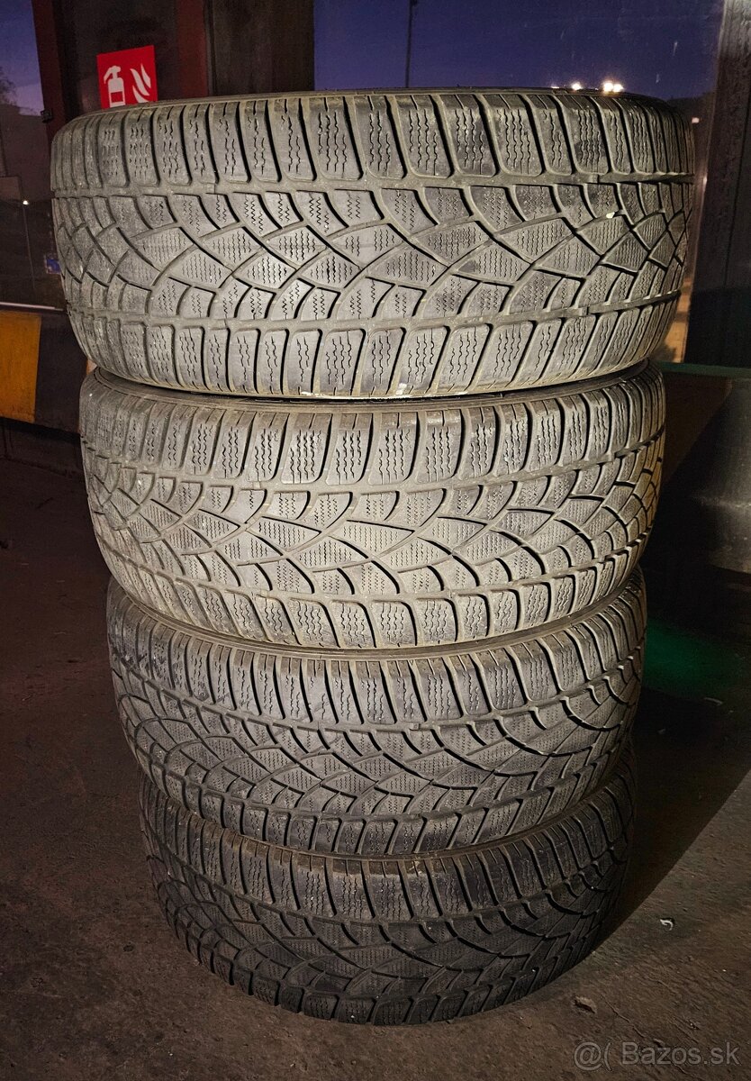 235/40 R19 96V Dunlop SP Winter Sport 3D