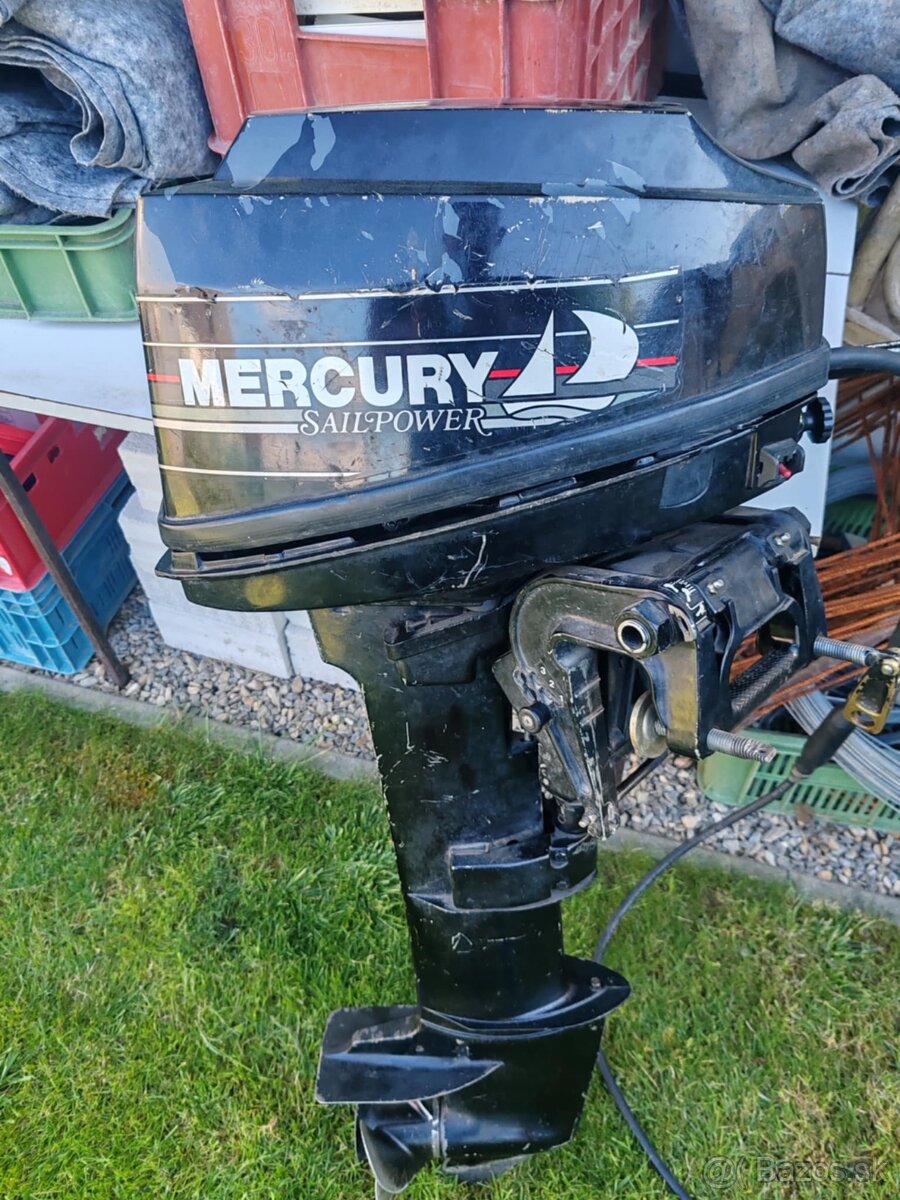 Lodný motor Mercury