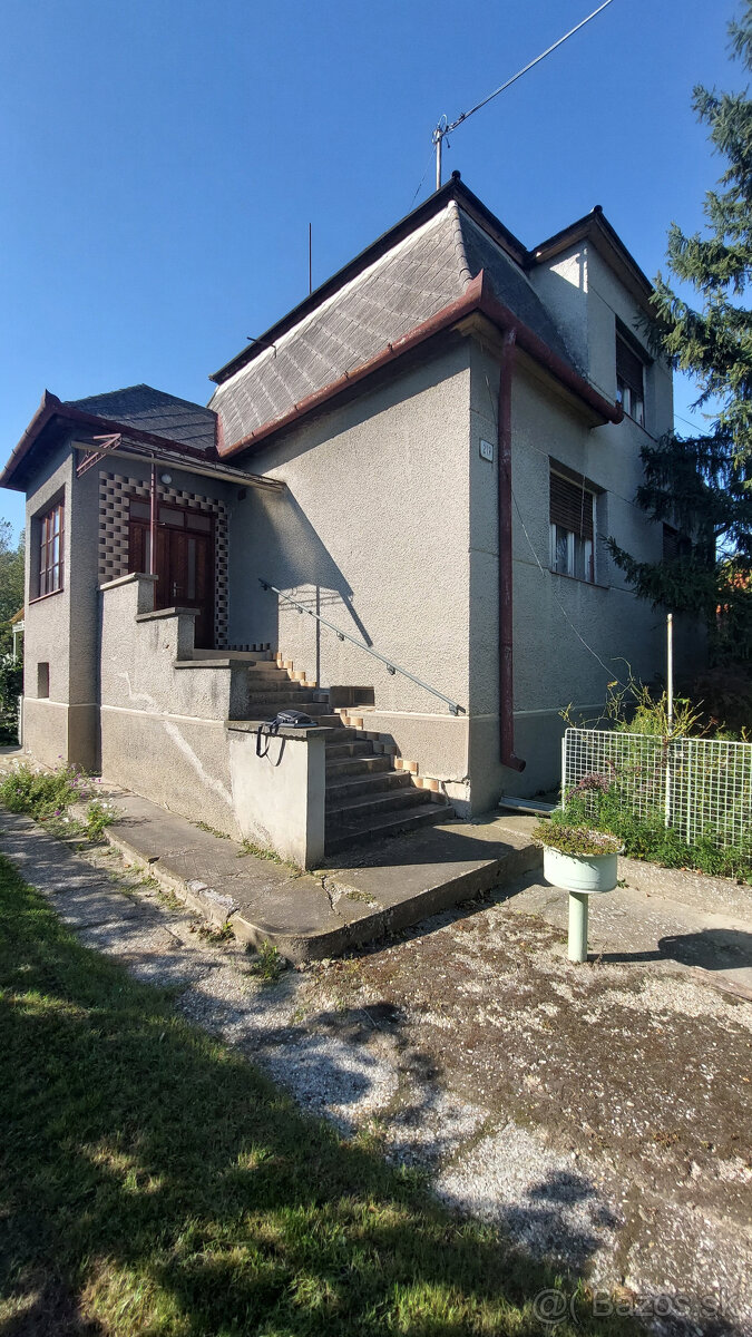 Na predaj zachovalý 3i rodinný dom v obci Veľké Kosihy