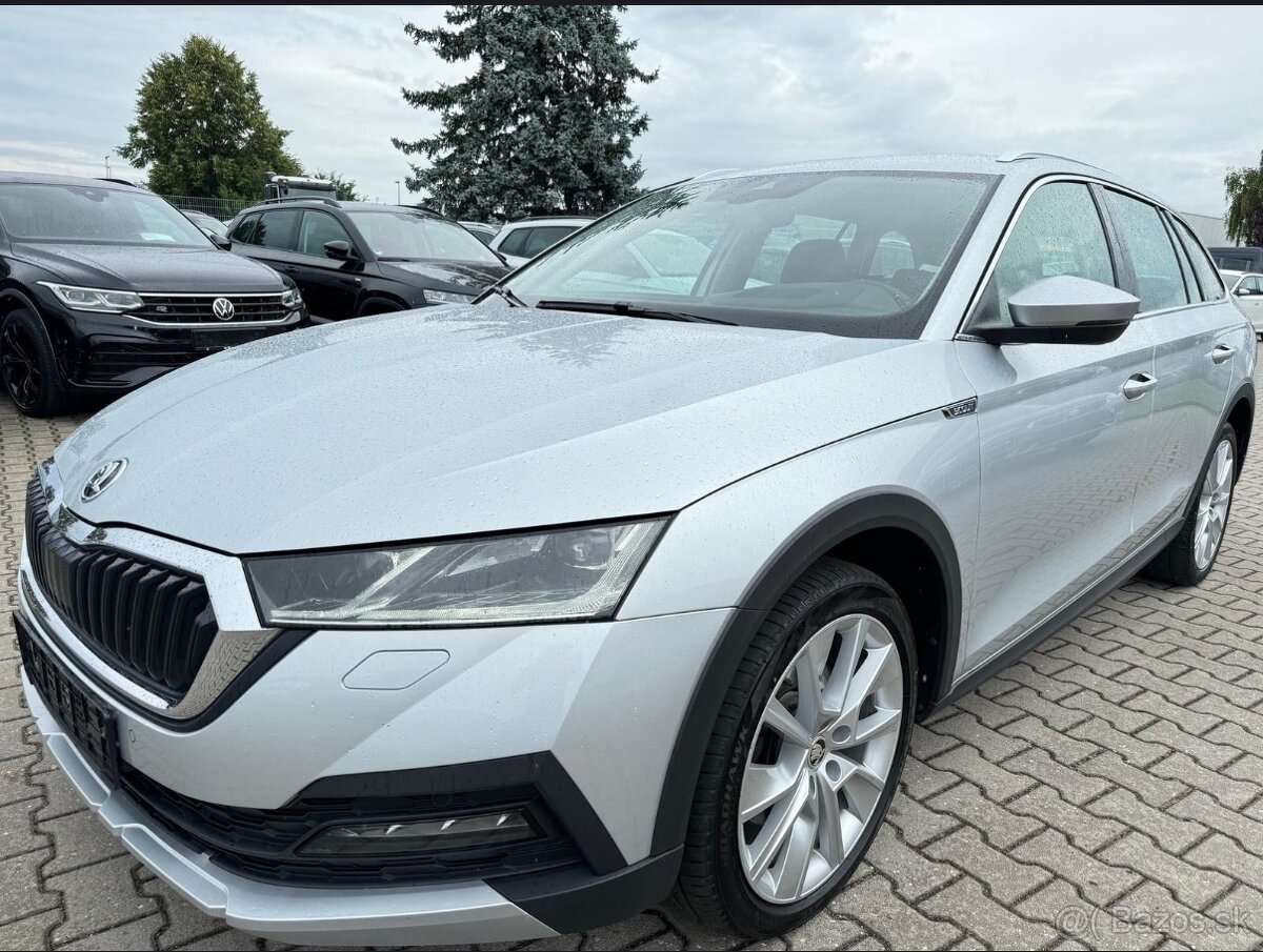 Škoda Octavia Scout 2.0 TDI 4x4 AHK ACC HUD