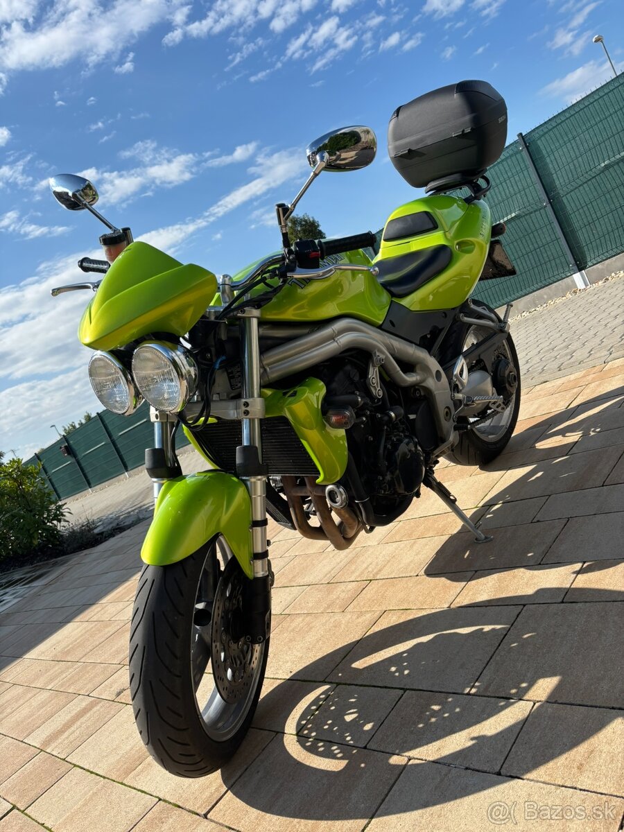 TRIUMPH Speed Triple