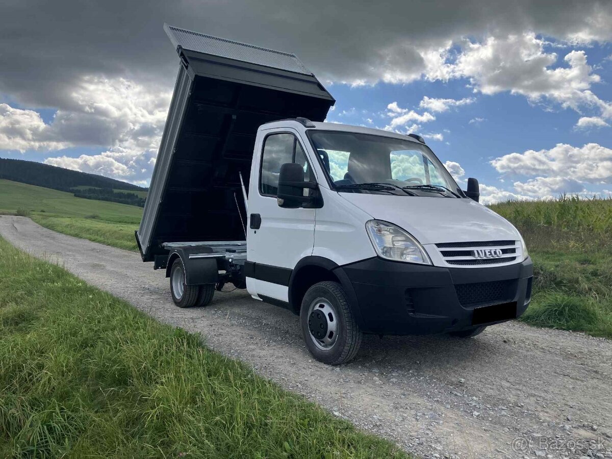Iveco daily 35C15 3 stranný sklapač ťažné zariadenie 3500KG