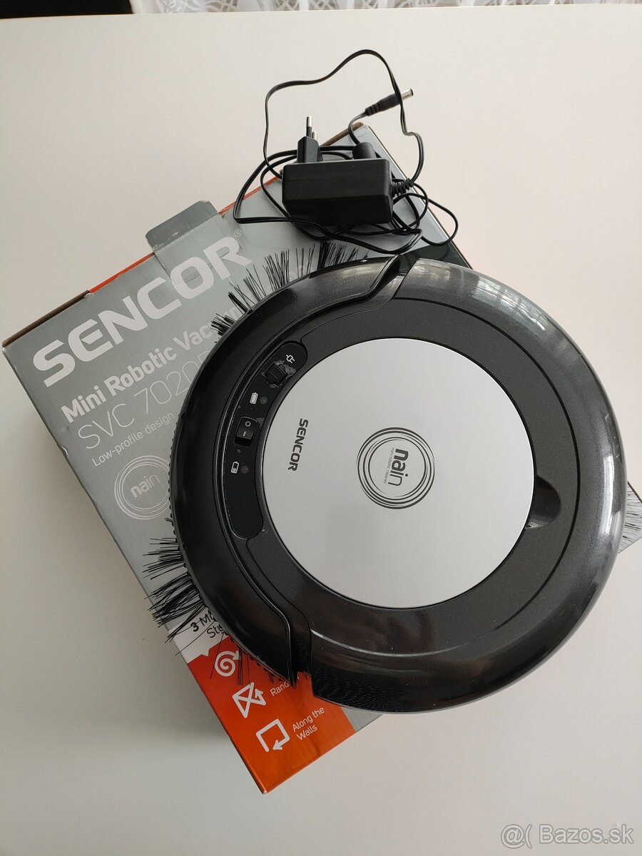 robotický vysávač SENCOR SVC 7020BK