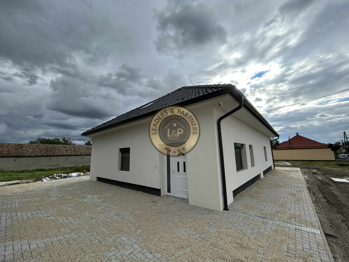 PREDAJ rodinný dom Bezenye