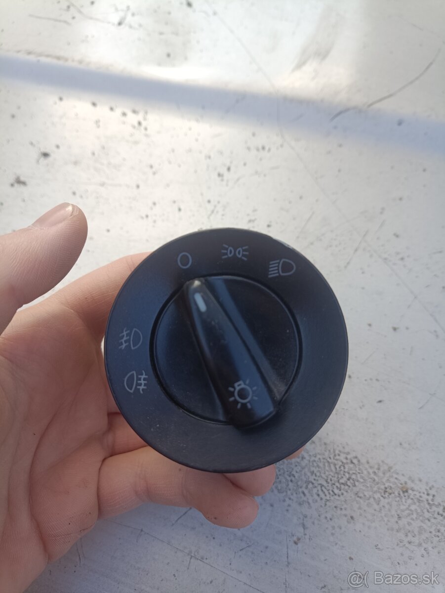 Predná prepínač svetiel vw golf 4 Passat B5