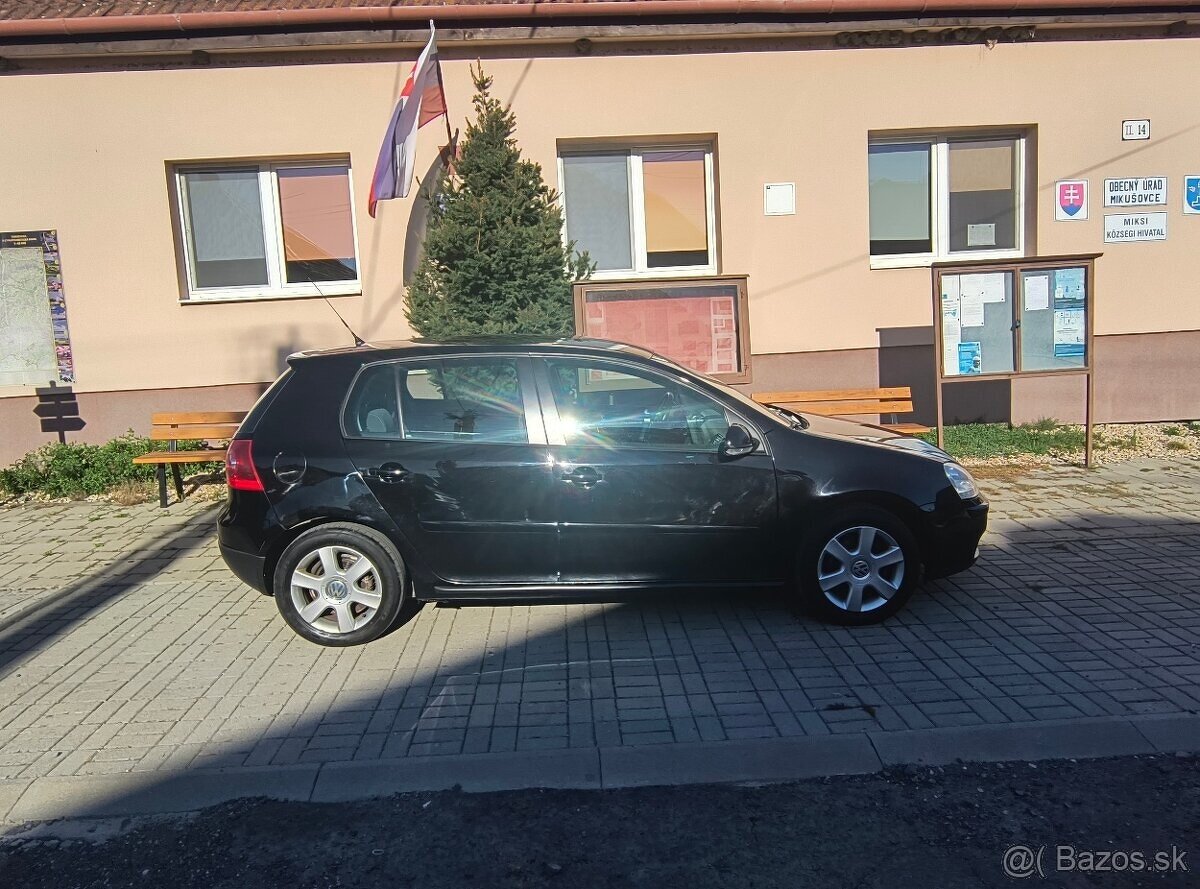 Vw golf 5 1.4 benzín 59kw