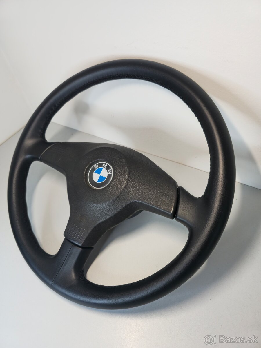 Bmw športový volant e34
