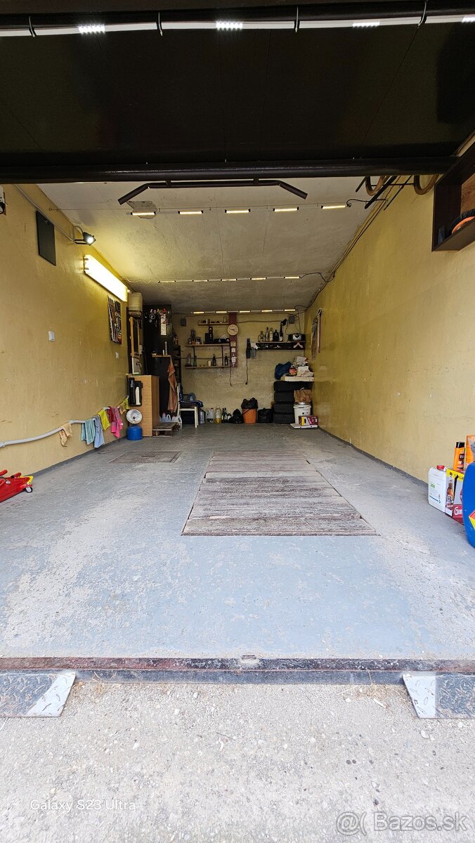 Garáž Partizánske
