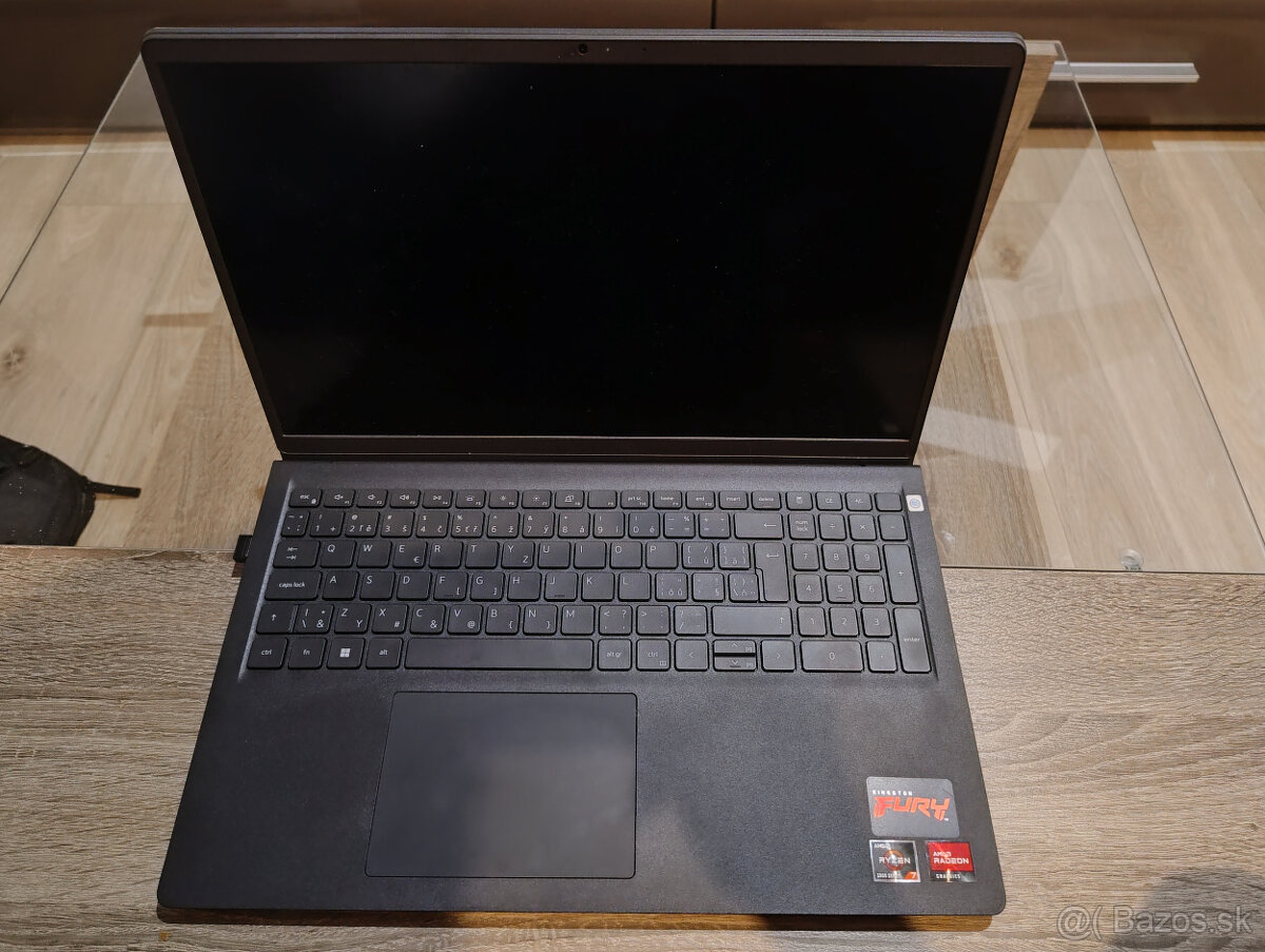 DELL Inspiron 15 - Ryzen 5825U, 16GB RAM, 512 NVMe + 256 SSD