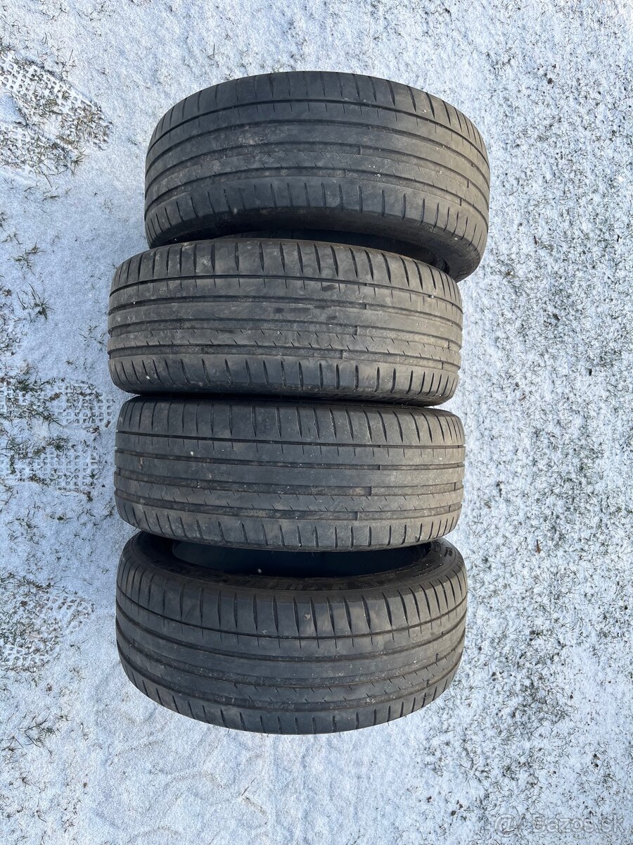 225/45/R18 Michelin pilot sport 4 ZP
