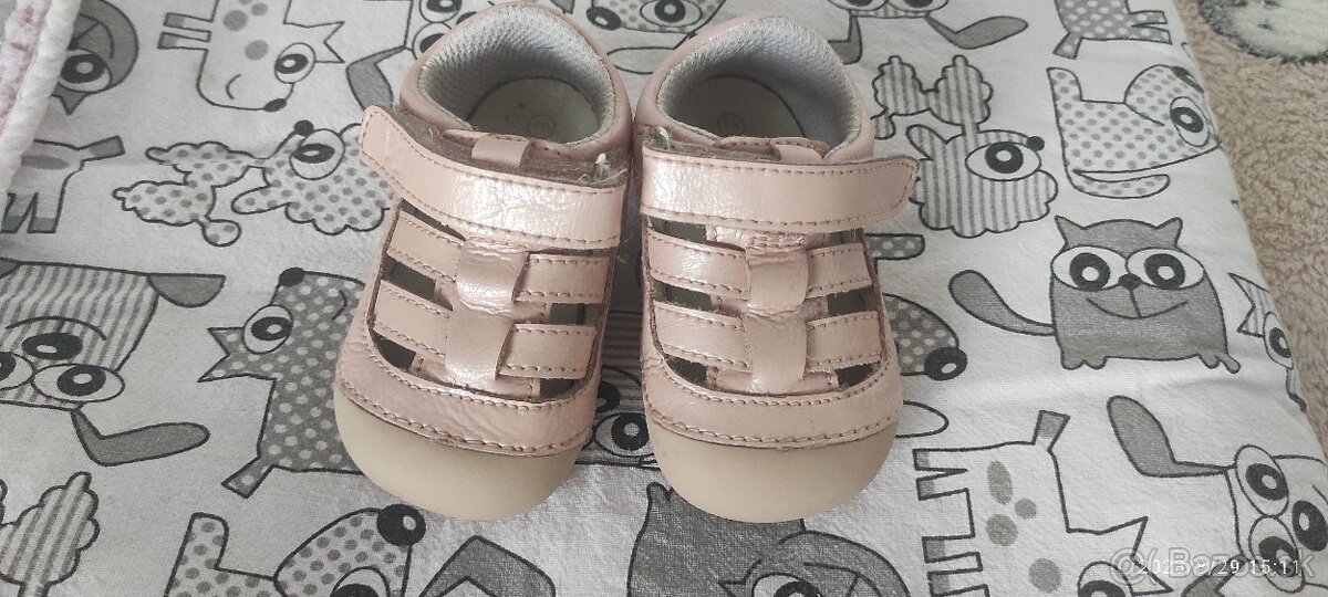 Dievčenské topánočky veľkosť 18