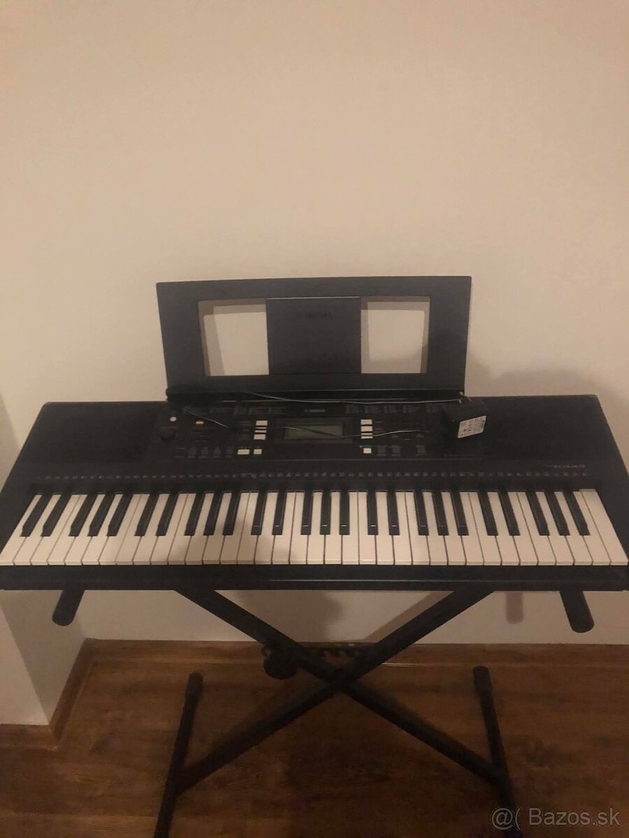 Yamaha PSR E343