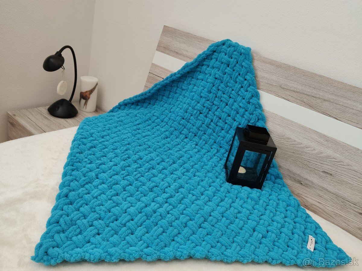 Pletená detská deka tyrkysová modrá