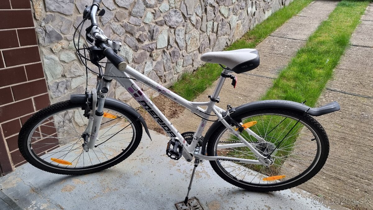 Novy damsky bicykel Merida