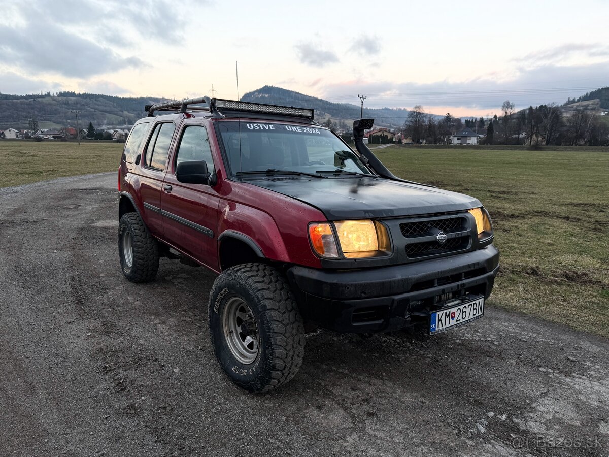 Nissan Xterra 3.3 benzín V6