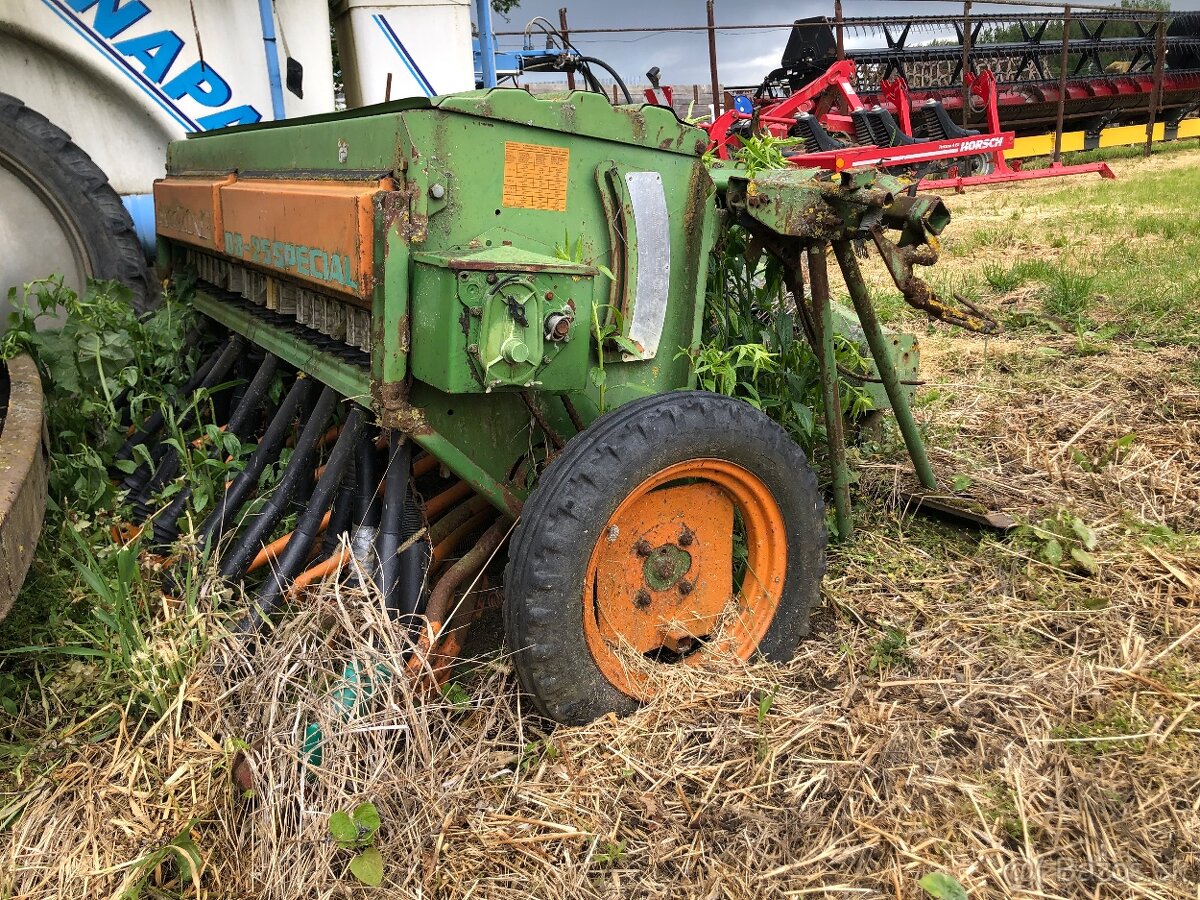 Sejačka AMAZONE D8 - 25 Special