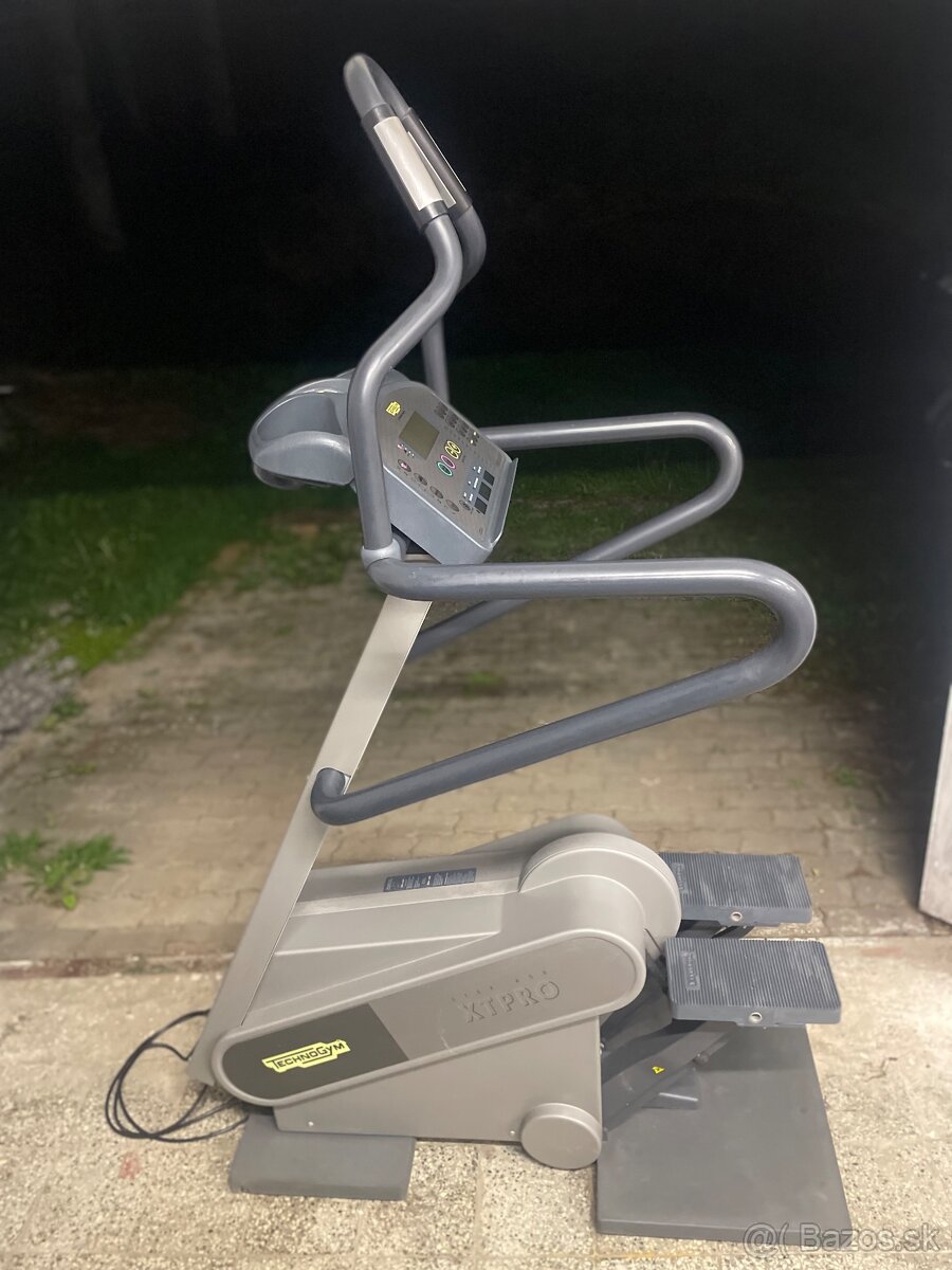 Technogym stepper xt pro 600