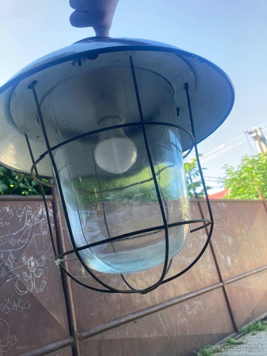 Retro staré lampy svietidlá