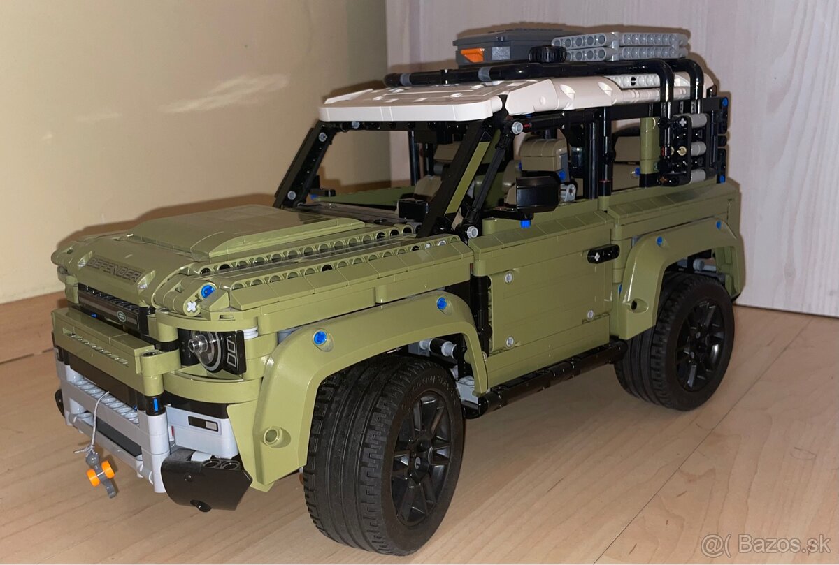 Lego Technic 42110 Land Rover Defender